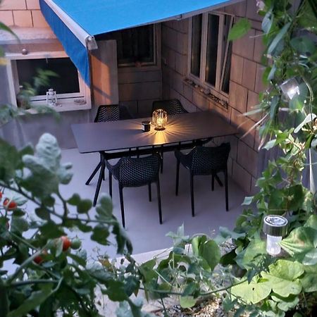 Apartment Pino Pucisca Eksteriør bilde